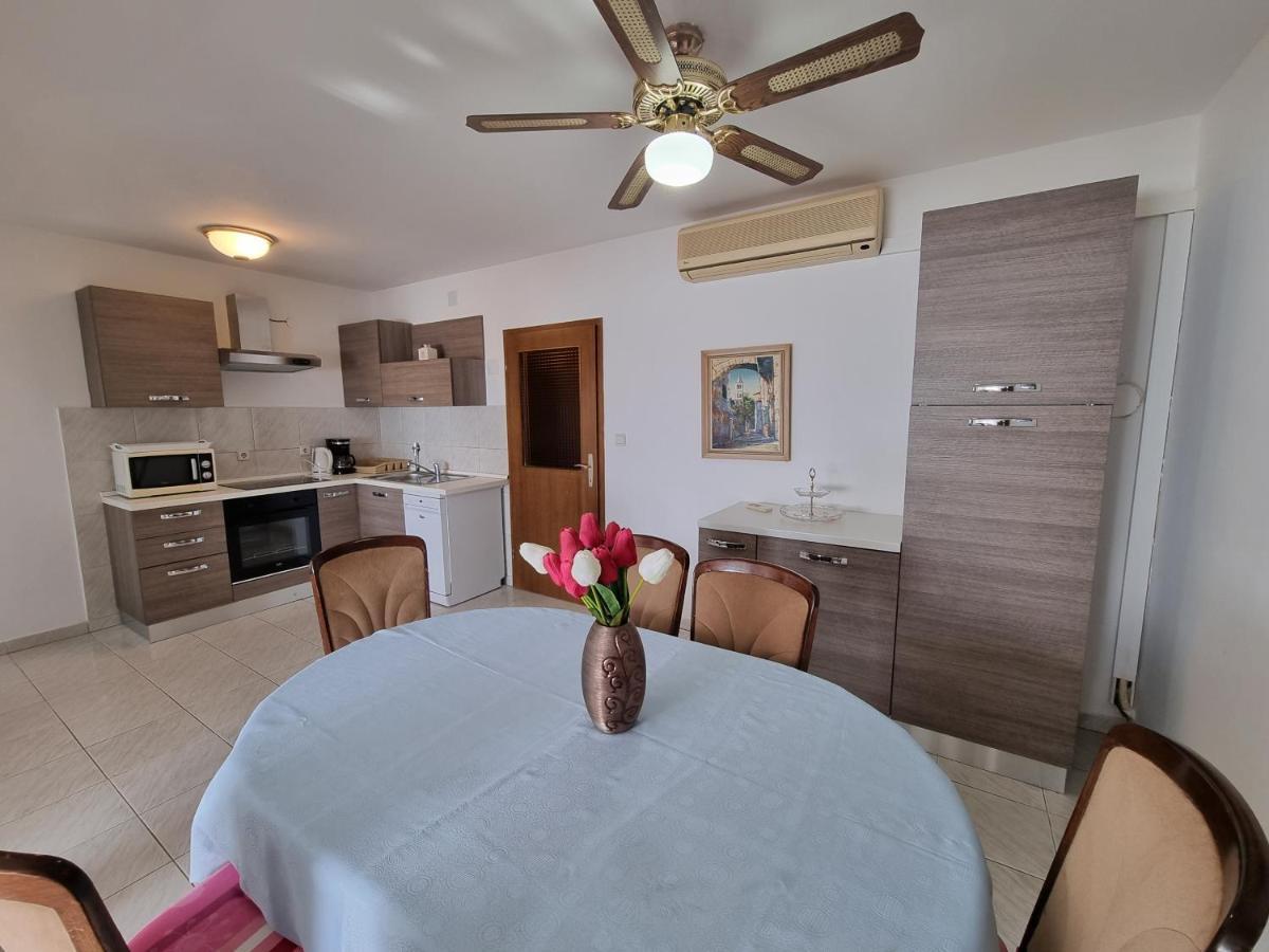 Apartment Grbac Barbat na Rabu Eksteriør billede